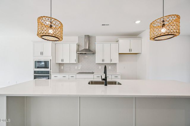 10915 Bayflower Way, Raleigh, NC 27617