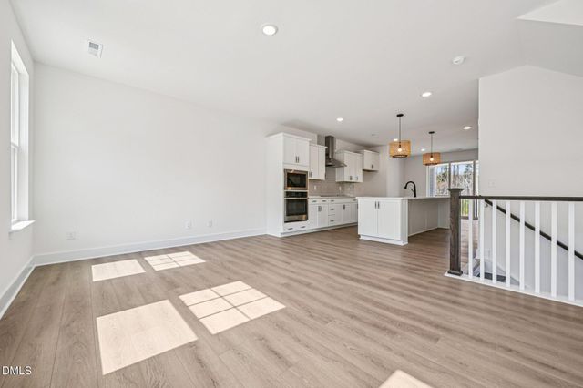 10915 Bayflower Way, Raleigh, NC 27617