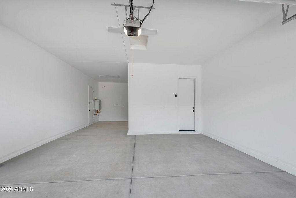 21660 W DEVONSHIRE Avenue, Buckeye, AZ 85396 — photo 2