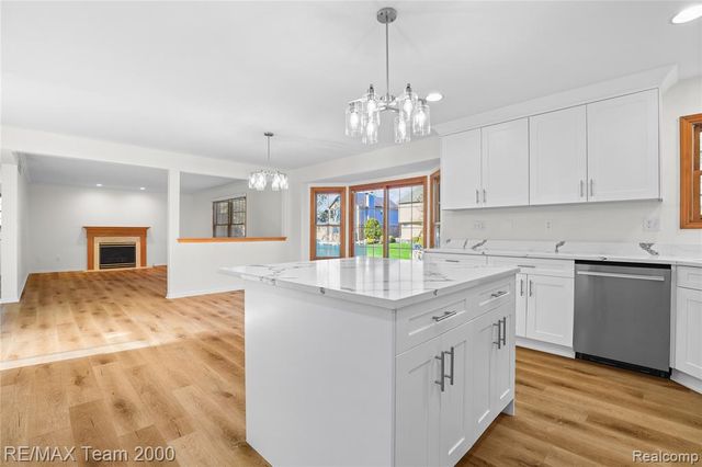 23888 Leighwood Drive, Trenton, MI 48183