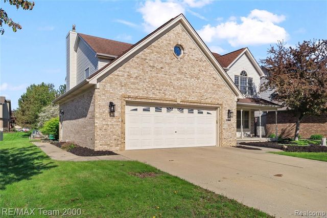 23888 Leighwood Drive, Trenton, MI 48183