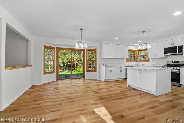 23888 Leighwood Drive, Trenton, MI 48183
