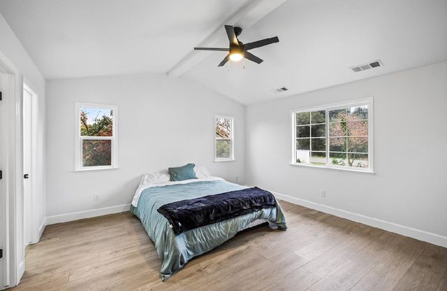 2886 Berkesey, Valley Springs, CA 95252