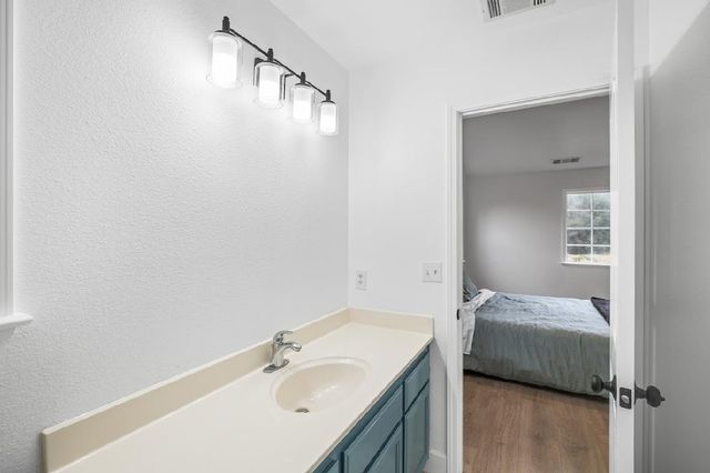 2886 Berkesey, Valley Springs, CA 95252