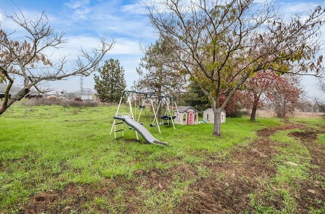 2886 Berkesey, Valley Springs, CA 95252