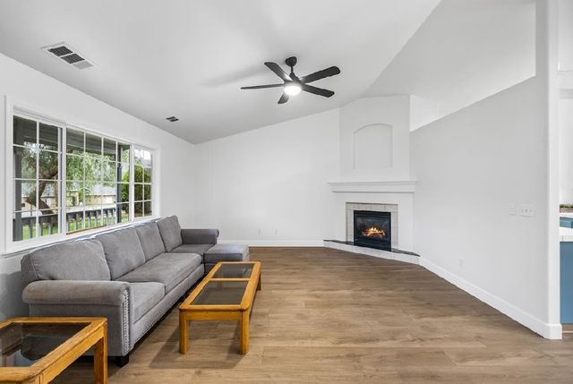 2886 Berkesey, Valley Springs, CA 95252