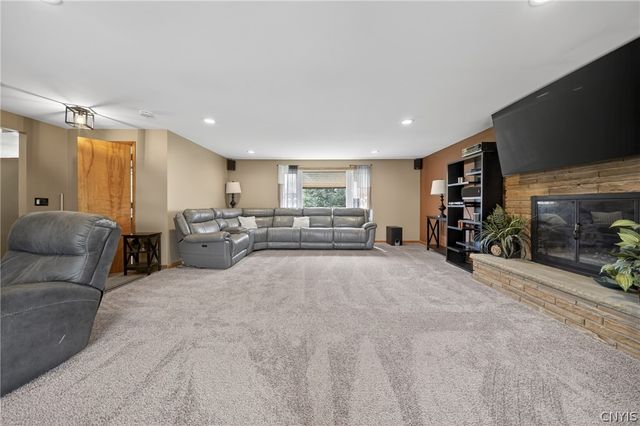 371 Beach Road, Geddes, NY 13209