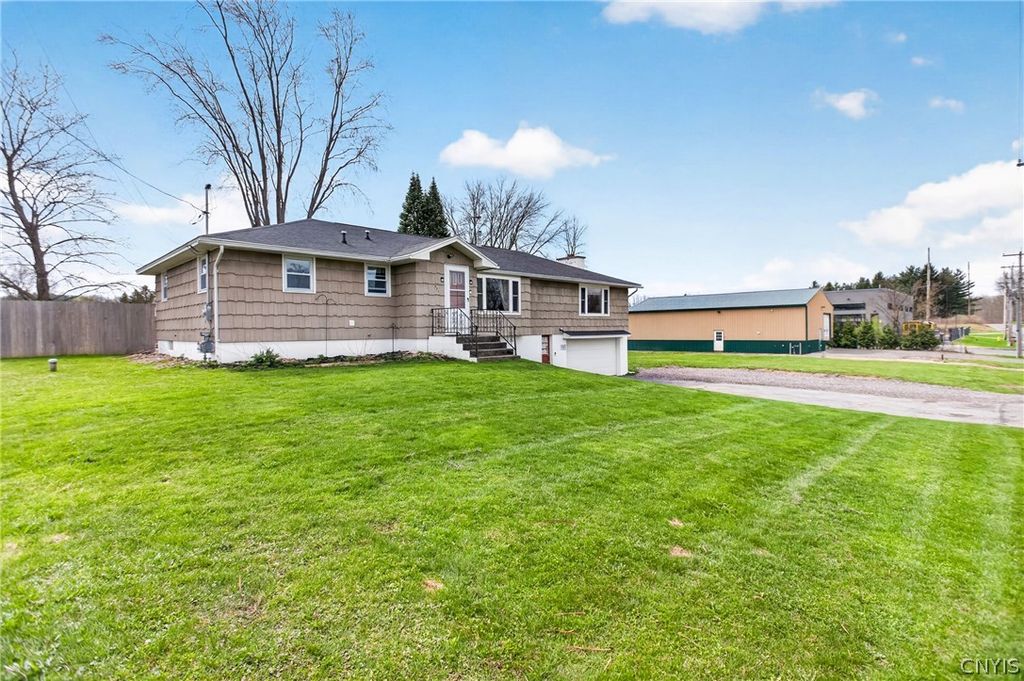 371 Beach Road, Geddes, NY 13209