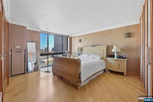 1512 Palisade Avenue 17A, Fort Lee, NJ 07024