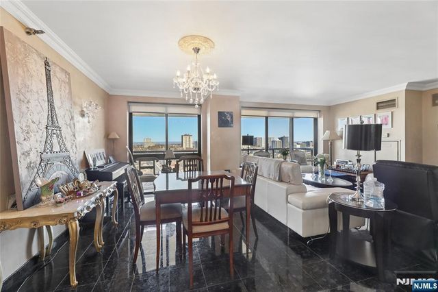 1512 Palisade Avenue 17A, Fort Lee, NJ 07024