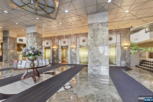 1512 Palisade Avenue 17A, Fort Lee, NJ 07024