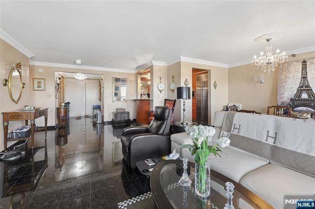 1512 Palisade Avenue 17A, Fort Lee, NJ 07024