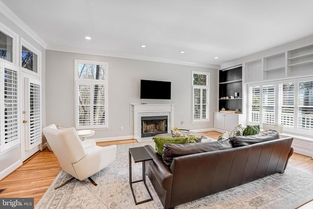6302 30TH STREET, Washington, DC 20015