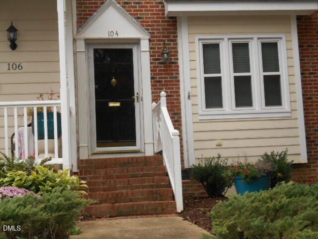 104 Charter Court, Cary, NC 27511