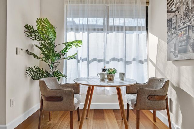 6501 San Pablo Ave 410, Oakland, CA 94608