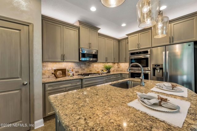 208 PINDO PALM Drive, Ponte Vedra, FL 32081
