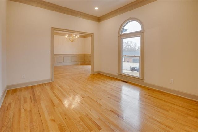 731 Chattahoochee Place, Gainesville, GA 30506