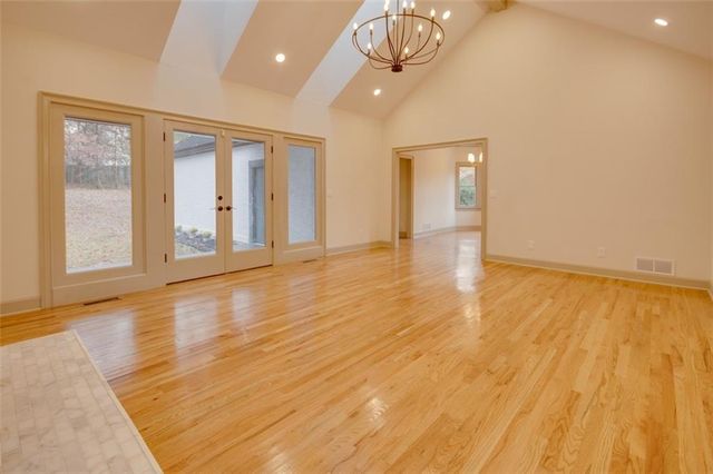 731 Chattahoochee Place, Gainesville, GA 30506