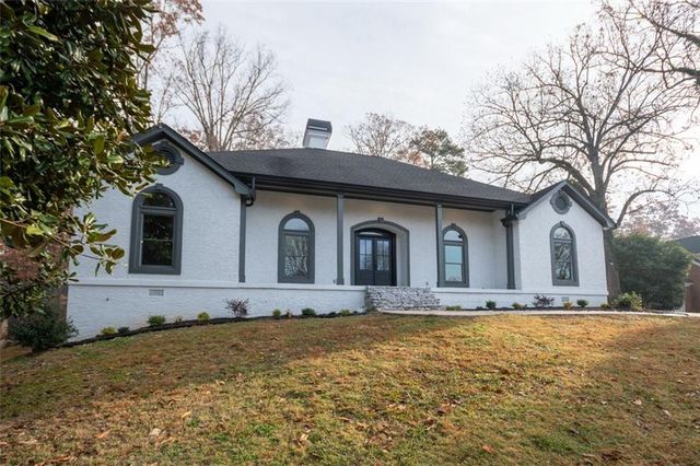 731 Chattahoochee Place, Gainesville, GA 30506