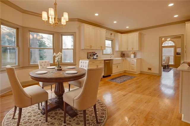 731 Chattahoochee Place, Gainesville, GA 30506