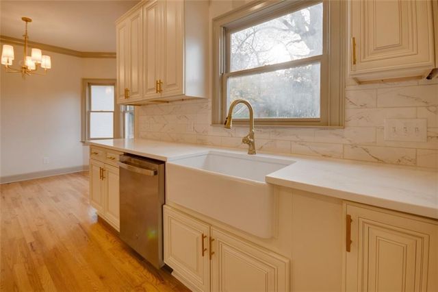 731 Chattahoochee Place, Gainesville, GA 30506