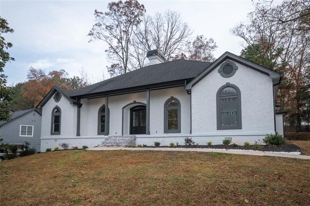 731 Chattahoochee Place, Gainesville, GA 30506