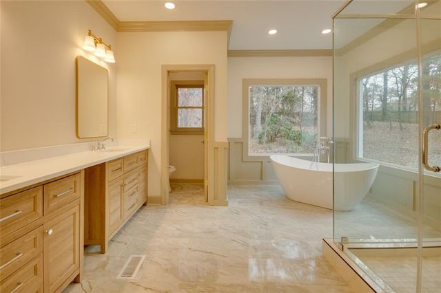 731 Chattahoochee Place, Gainesville, GA 30506