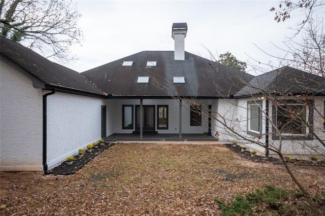 731 Chattahoochee Place, Gainesville, GA 30506