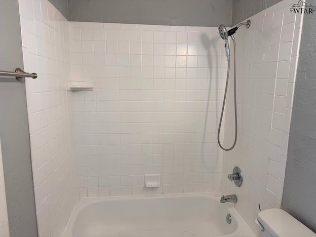 2939 PARISH STREET, Wichita Falls, TX 76308