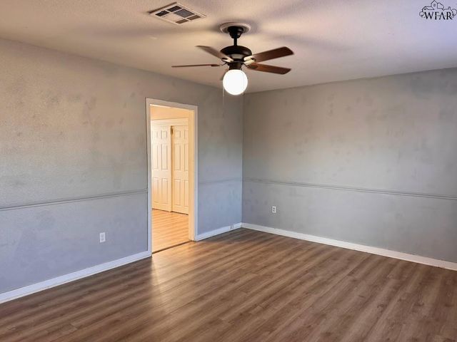 2939 PARISH STREET, Wichita Falls, TX 76308