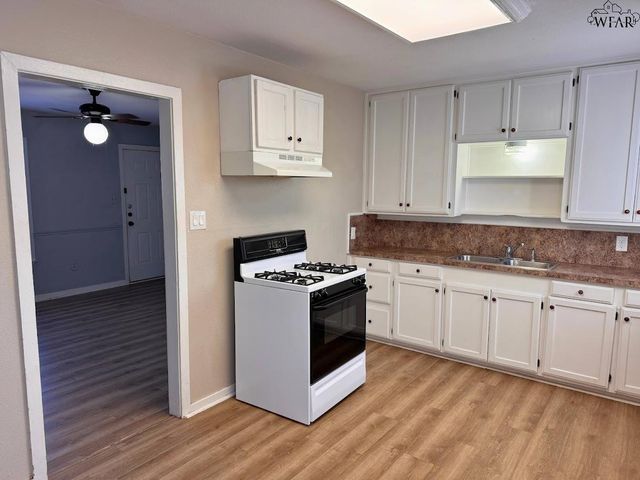 2939 PARISH STREET, Wichita Falls, TX 76308