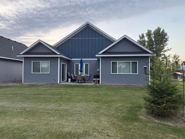 12765 292nd Lane, Lindstrom, MN 55045