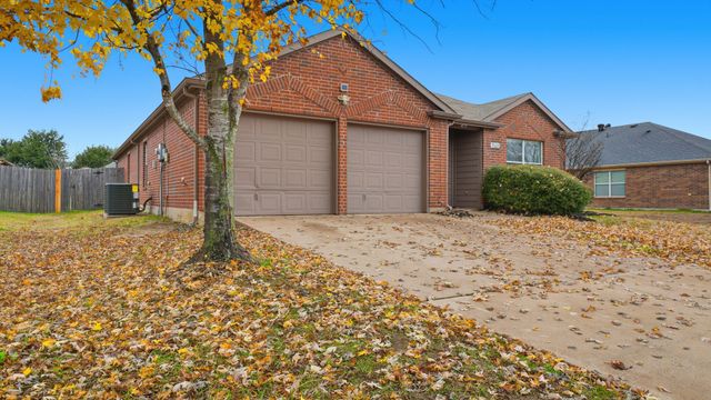 1505 Shady Shores Drive, Glenn Heights, TX 75154