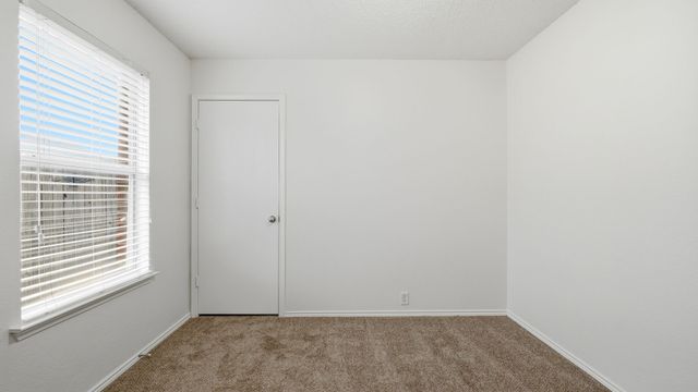 1505 Shady Shores Drive, Glenn Heights, TX 75154