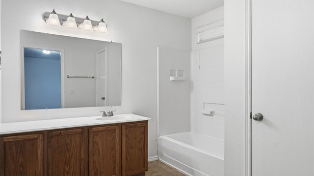 1505 Shady Shores Drive, Glenn Heights, TX 75154