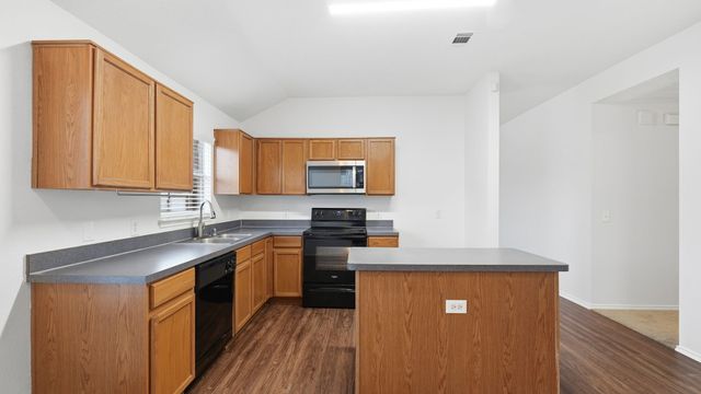 1505 Shady Shores Drive, Glenn Heights, TX 75154