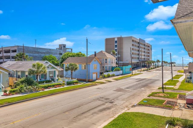 2401 33rd Street, Galveston, TX 77550
