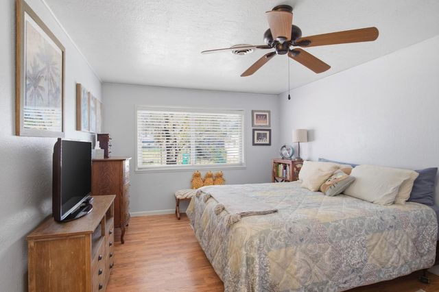 891 Manila Rd, Lathrop, CA 95330