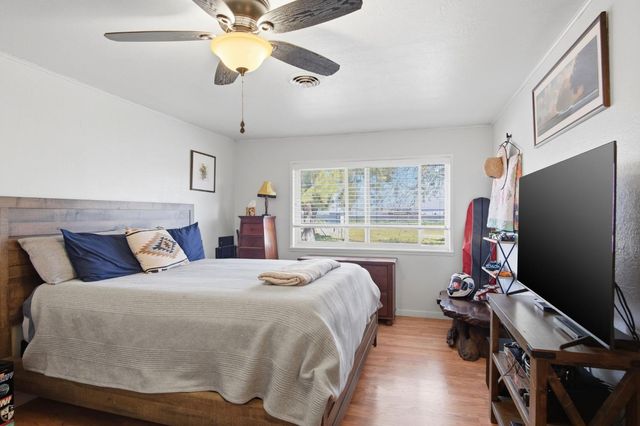 891 Manila Rd, Lathrop, CA 95330