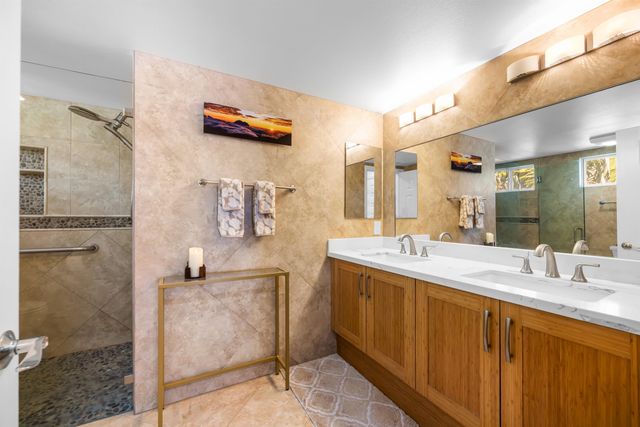 46 Kai Makani Loop Apt 203, Kihei, HI 96753