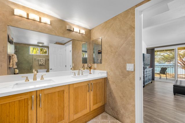 46 Kai Makani Loop Apt 203, Kihei, HI 96753