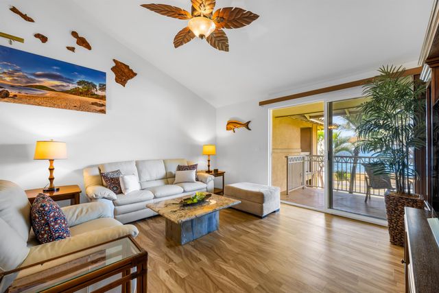 46 Kai Makani Loop Apt 203, Kihei, HI 96753