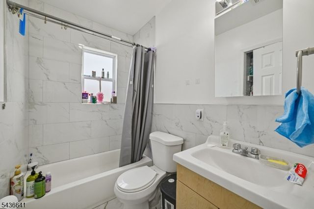 1321 Clinton Ave 2, Irvington Twp., NJ 07111