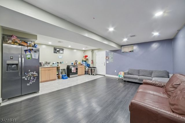 1321 Clinton Ave 2, Irvington Twp., NJ 07111