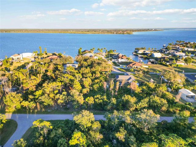 3552 DWIGHT STREET, Port Charlotte, FL 33981