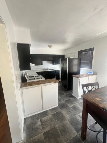 930 Charleston Avenue, Columbus, GA 31906