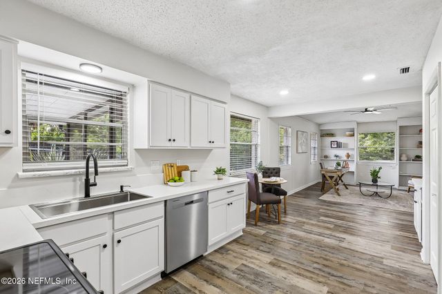 3172 GREEN ARBOR Place, Jacksonville, FL 32277