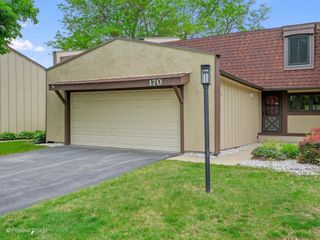 170 Cascade Drive, Indian Head Park, IL 60525