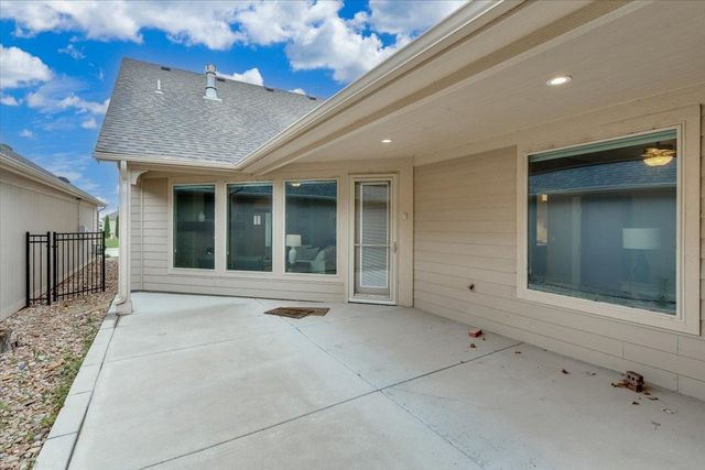7726 E Turquoise, Bel Aire, KS 67226