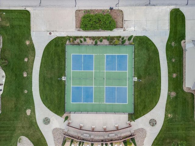 7726 E Turquoise, Bel Aire, KS 67226